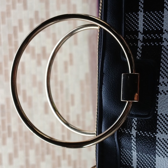 IMAN Plaid Dome Satchel Black/White - Picture 5 of 9